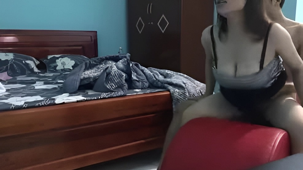 买把椅子来操我